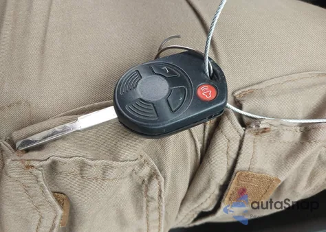 2013 Ford Escape S z USA, uszkodzony, nr VIN 1FMCU0F74DUB01302